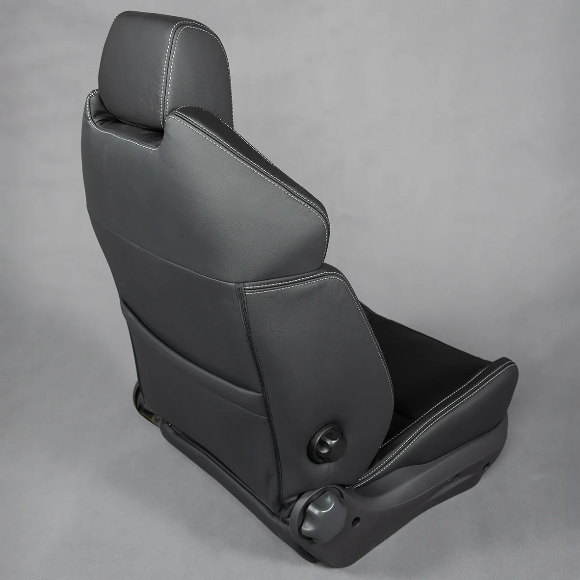 Huracan Fabrication Premium Touring Seats - 100/105 Series - Image 11
